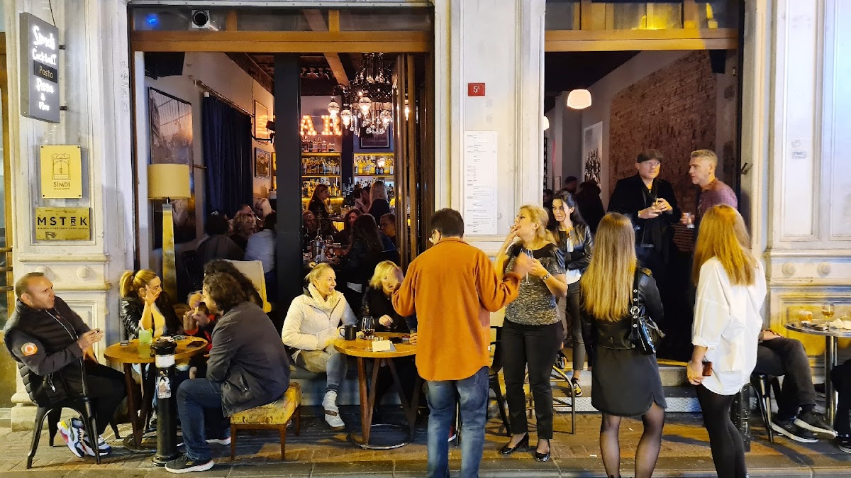 Şimdi Asmalımescit-4