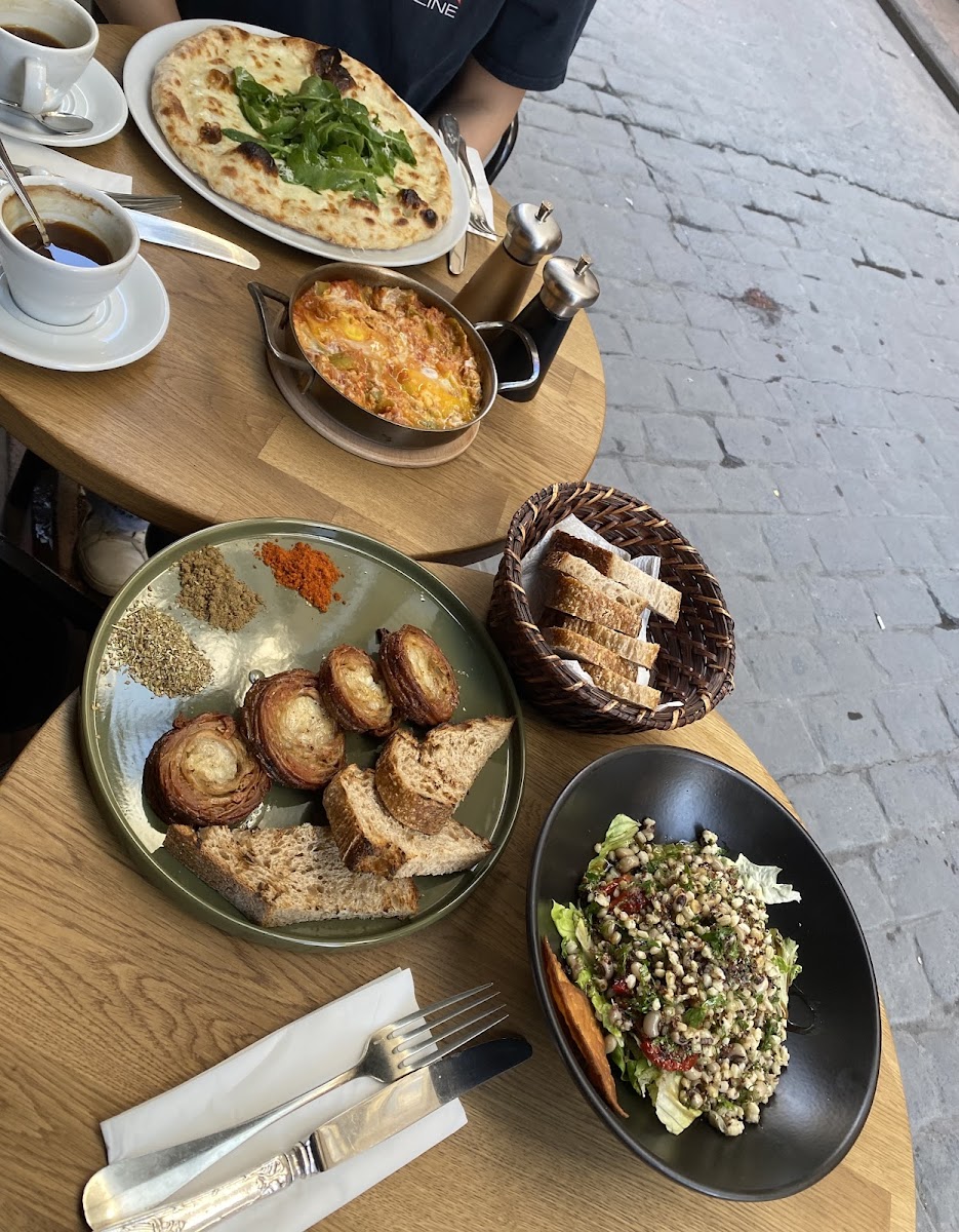 Şimdi Asmalımescit-9